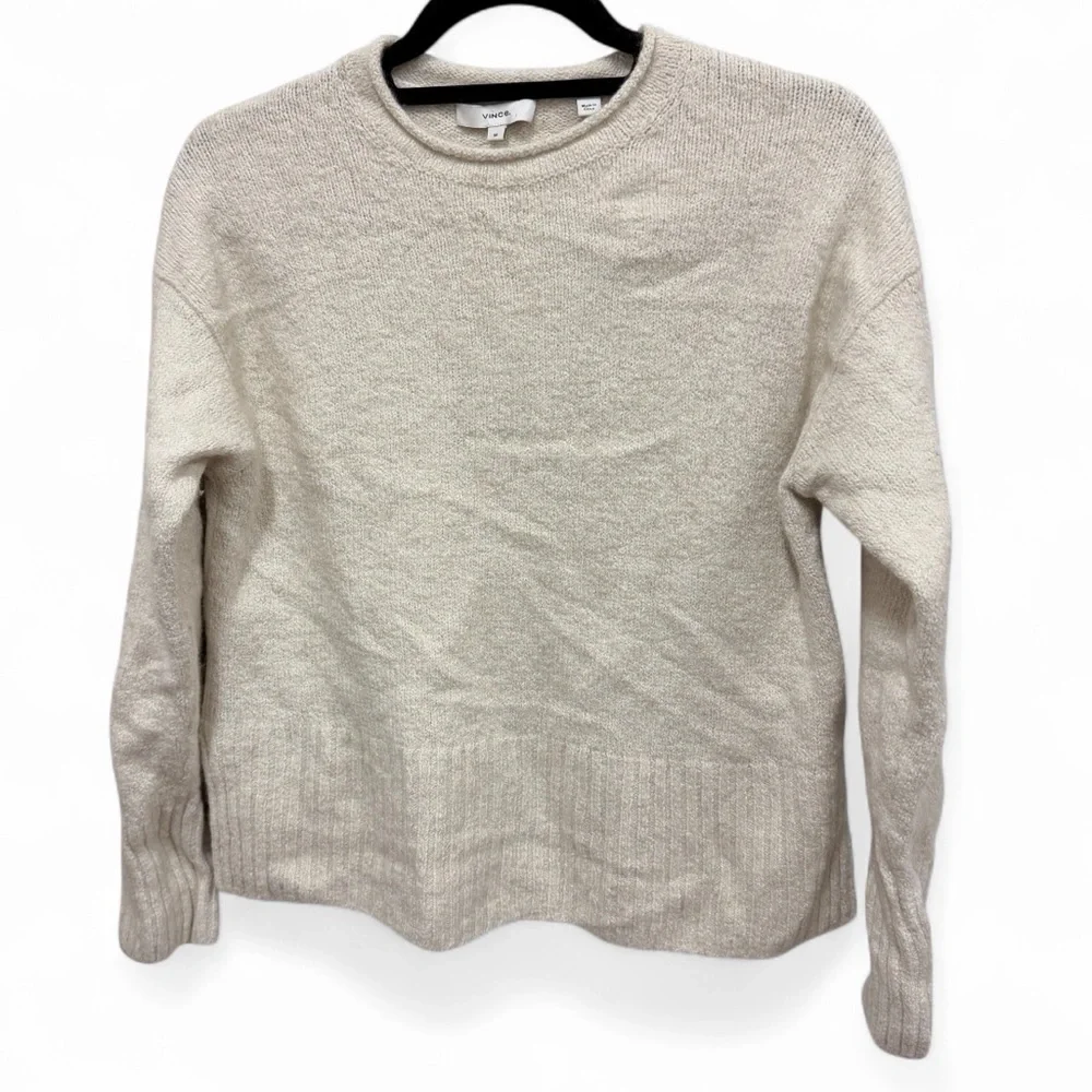 Vince crew neck ribbed wool/cashmere blend sweater in cream size medium